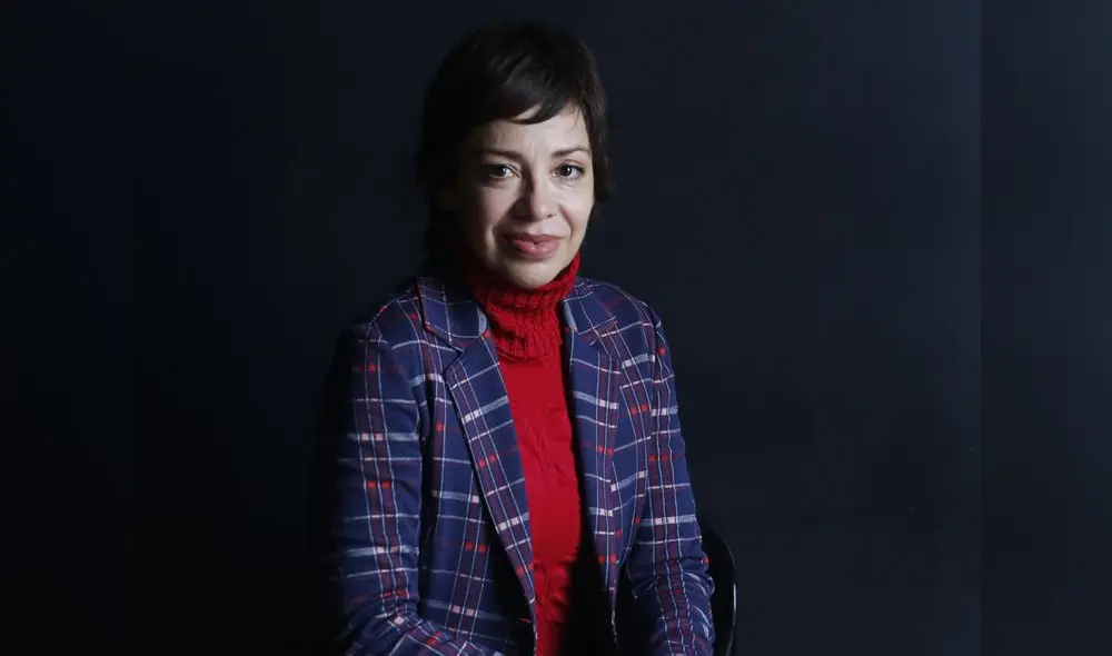 Tatiana Astengo durante los ensayos de Detrás ruge el lago. Tatiana Astengo durante los ensayos de Detrás ruge el lago.