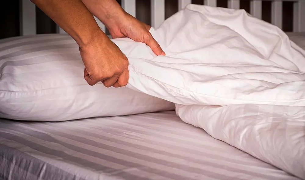 Así como los beneficios para la salud física, dormir en sábanas limpias tiene un impacto positivo en el bienestar emocional. Foto: HearttoHeart0225