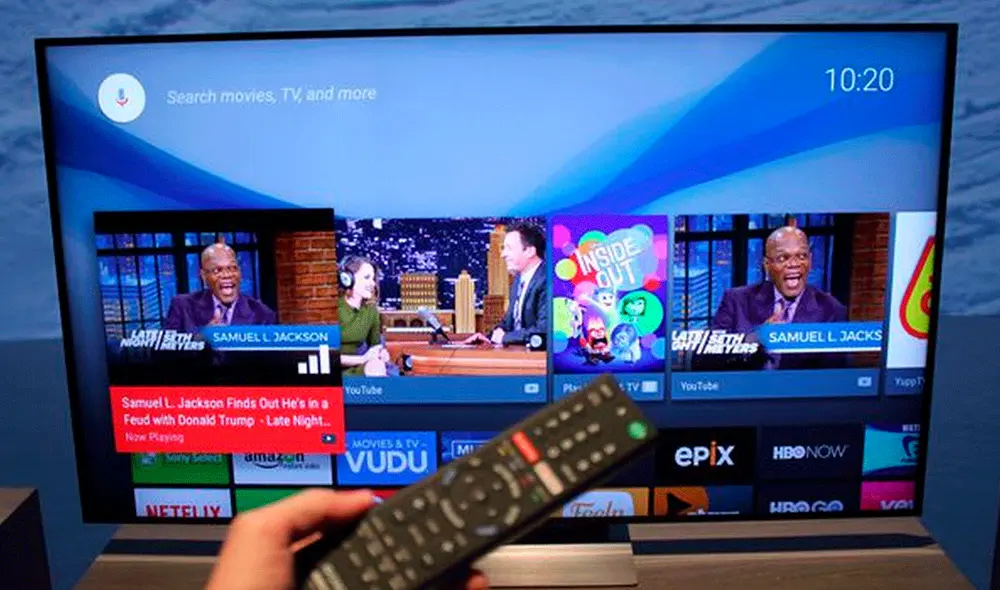 Las marcas dejaron de incluir botones físicos visibles en la parte frontal de los Smart TV. Foto: Evisos USA