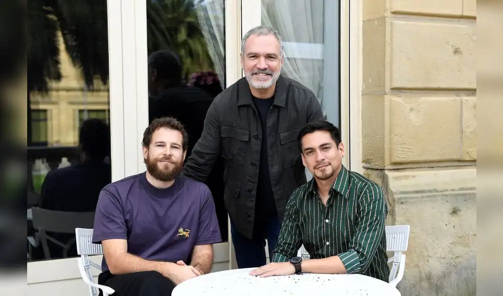 Junto con Emanuel Soriano y el español Álvaro Cervantes.