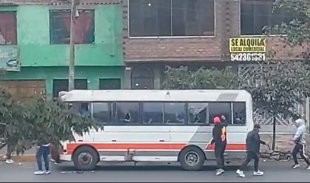 Paro de transportistas este 26 de septiembre ha generado caos en las calles de Lima. Foto: captura/difusión Paro de transportistas este 26 de septiembre ha generado caos en las calles de Lima. Foto: captura/difusión