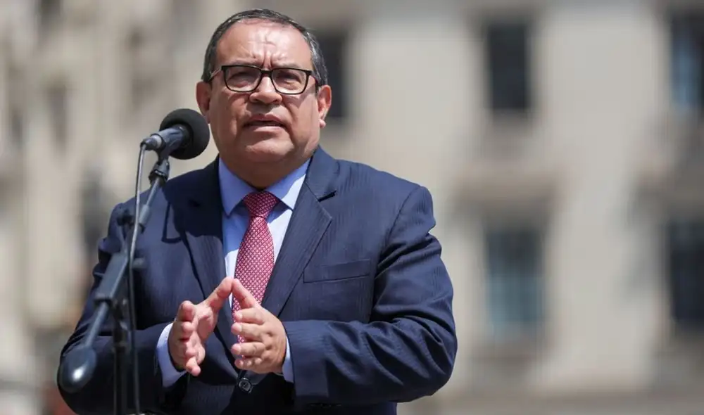 Otárola renunció tras el destape de la presunto contratación irregular. Foto: Congreso Otárola renunció tras el destape de la presunto contratación irregular. Foto: Congreso