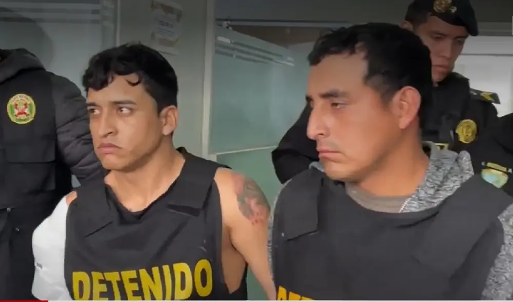 Alos delincuentes se les encontró textos extorsivos que enviaban a los transportistas. Foto: captura de pantalla/ América TV Alos delincuentes se les encontró textos extorsivos que enviaban a los transportistas. Foto: captura de pantalla/ América TV