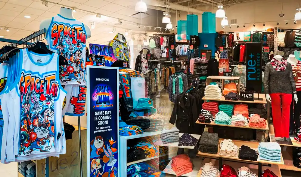 El cierre de esta tienda se suma a una creciente lista de cadenas minoristas, como The Body Shop y 99 Cents Only. Foto: composición LR El cierre de esta tienda se suma a una creciente lista de cadenas minoristas, como The Body Shop y 99 Cents Only. Foto: composición LR