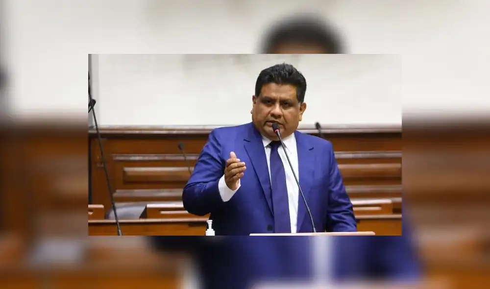 Juan Burgos informó que citó al secretario general de Palacio de Gobierno a la comisión de Fiscalización.| Foto: Congreso. Juan Burgos informó que citó al secretario general de Palacio de Gobierno a la comisión de Fiscalización.| Foto: Congreso.