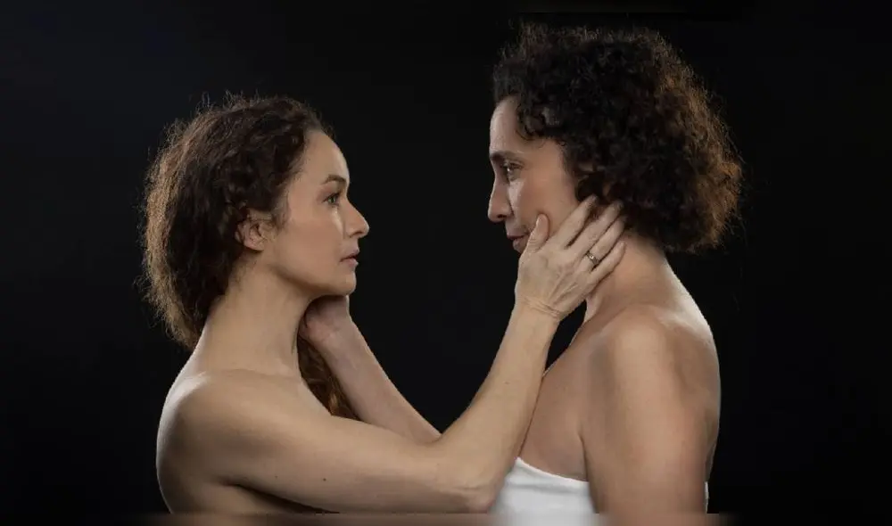 Jimena Lindo y Alejandra Guerra protagonizan 'María Estuardo' de la novelista, poeta y dramaturga Dacia Maraini. Foto: difusión