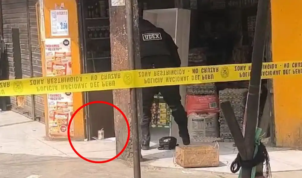 La Unidad de Desactivación de Explosivos del PNP desactivó la dinamita encontrada. Foto: Municipalidad de Comas La Unidad de Desactivación de Explosivos del PNP desactivó la dinamita encontrada. Foto: Municipalidad de Comas