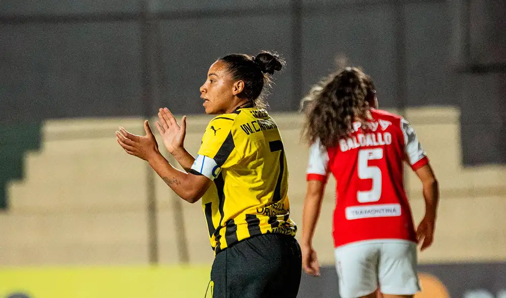 Peñarol empató 0-0 con Santa Fe en su debut en la Copa Libertadores Femenina 2024. Foto: Peñarol Femenino/X
