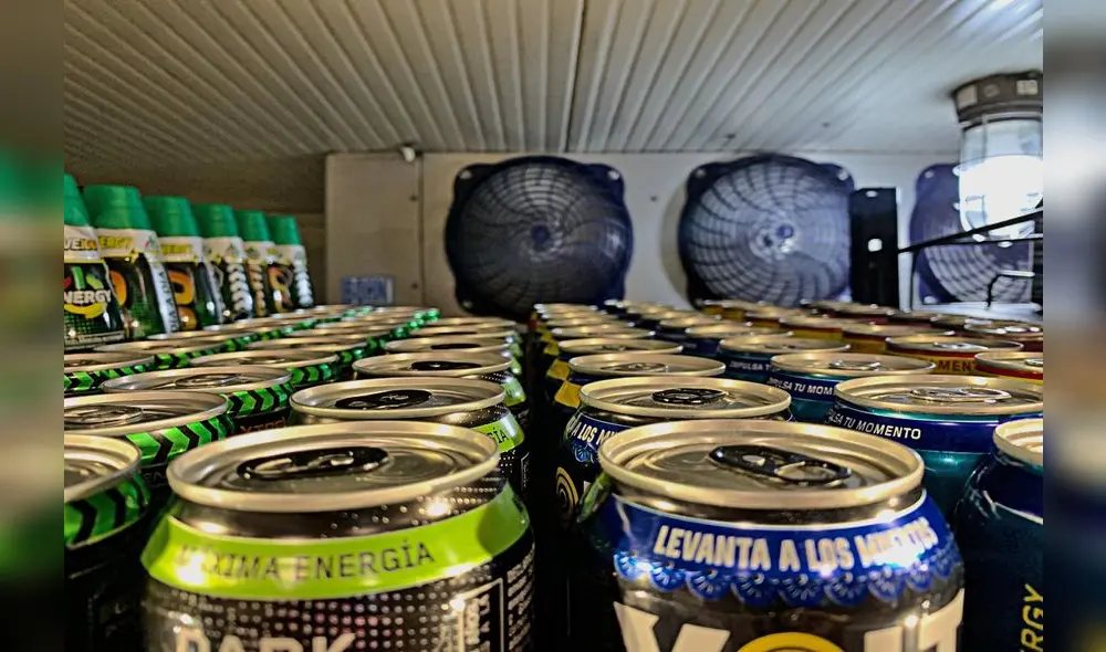 Múltiples empresas de bebidas en Estados Unidos tuvieron que cerrar debido a constantes pérdidas económicas. Foto: Composición LR