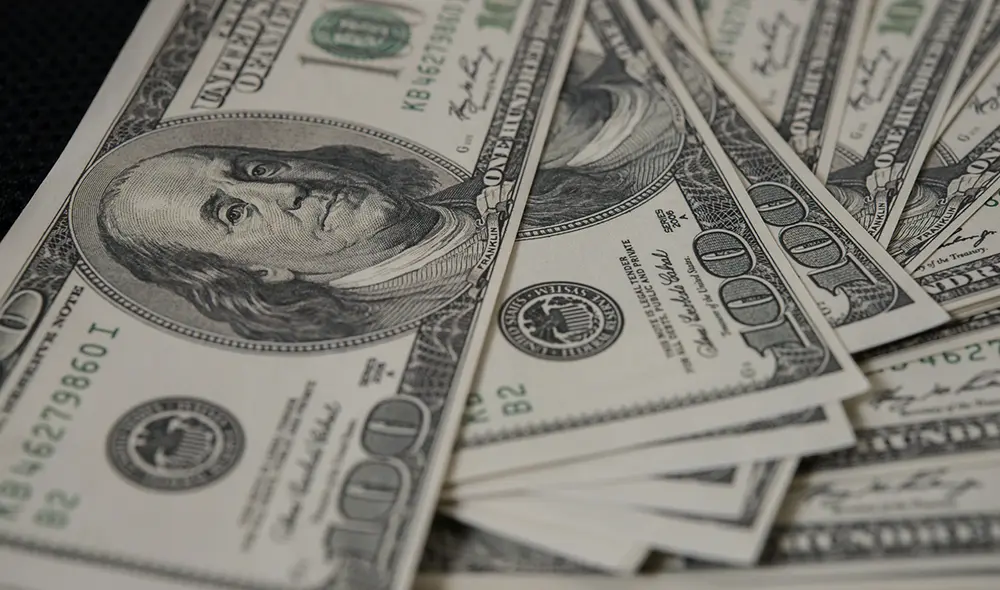 Los residentes neoyorquinos se preparan para una variación en el salario mínimo a partir de 2025. Foto: Freepik