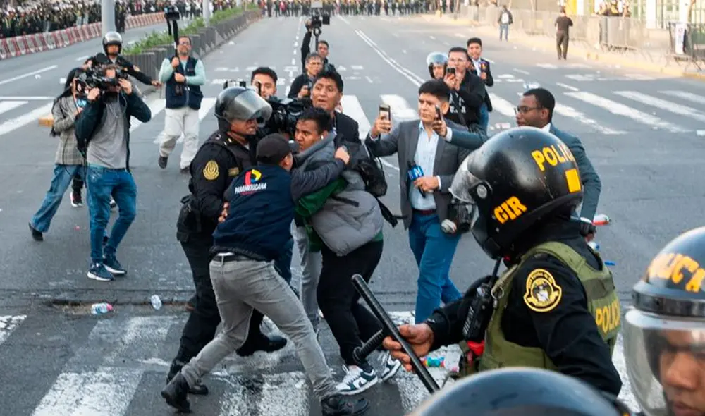 Las agresiones a los hombres de prensa ocurrieron el 10 de octubre en el centro de Lima. Foto: Juan Mandamiento/ANP Las agresiones a los hombres de prensa ocurrieron el 10 de octubre en el centro de Lima. Foto: Juan Mandamiento/ANP