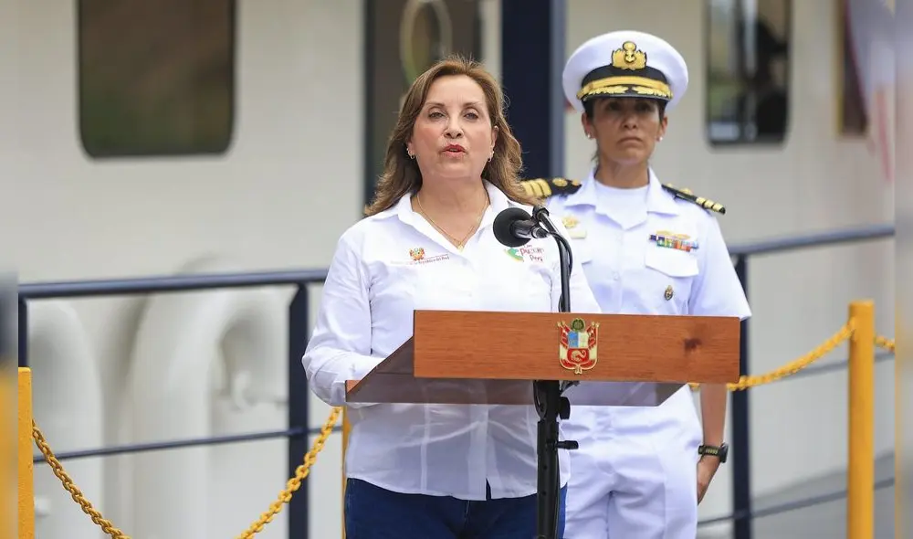 Dina Boluarte rechaza la violencia enfatizando que los peruanos no son "tirapiedras" en su lucha por la paz. | Foto: Presidencia de la República. Dina Boluarte rechaza la violencia enfatizando que los peruanos no son "tirapiedras" en su lucha por la paz. | Foto: Presidencia de la República.