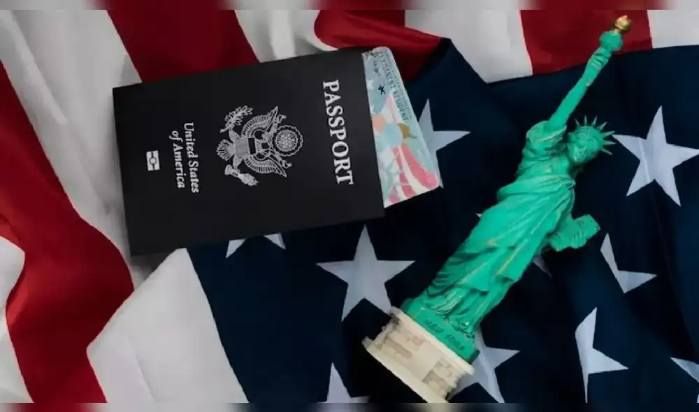 Existe un nuevo documento que es obligatorio para los migrantes que deseen viajar a EE.UU. Foto: Composición LR Existe un nuevo documento que es obligatorio para los migrantes que deseen viajar a EE.UU. Foto: Composición LR