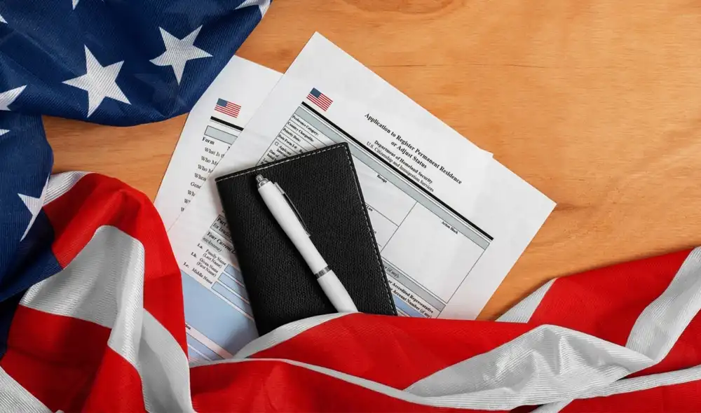 La mayoría de los formularios de USCIS están disponibles en línea y se pueden descargar de forma gratuita. Esto facilita el acceso a la información y agiliza el proceso de solicitud. Foto: La Nación