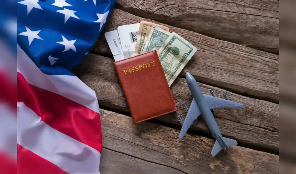 Actualizar el documento ESTA es esencial para viajar a Estados Unidos sin VISA. Foto: Composición LR