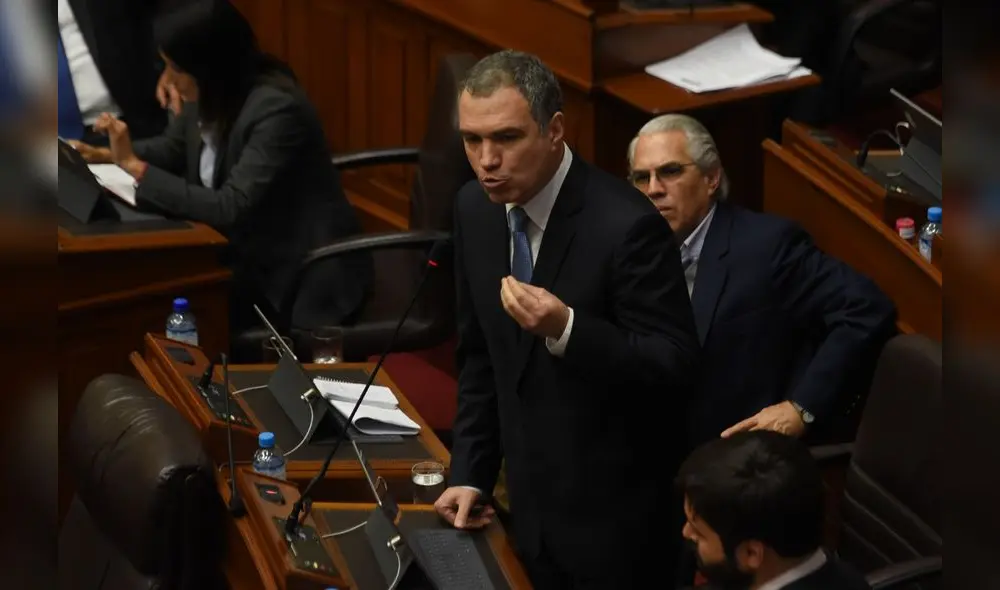 Salvador del Solar estimó como irresponsable la acusación de que abusó del encargo que le dio el gabinete ministerial.