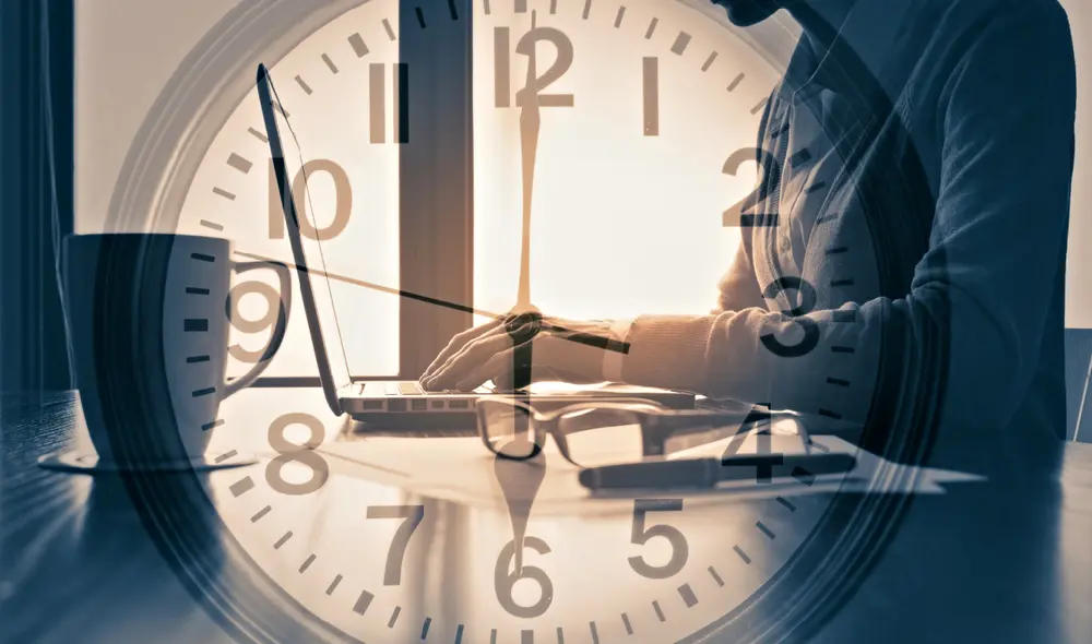 Se establece que el trabajo excesivo es el mayor factor de enfermedad ocupacional, responsable de más o menos una tercera parte de la carga total de enfermedades relacionadas con el trabajo. Foto: BBC Se establece que el trabajo excesivo es el mayor factor de enfermedad ocupacional, responsable de más o menos una tercera parte de la carga total de enfermedades relacionadas con el trabajo. Foto: BBC