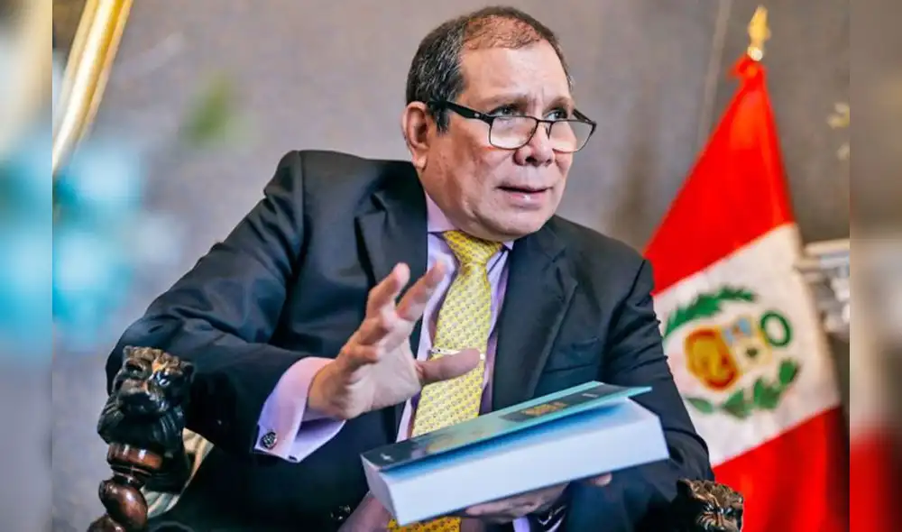 Javier Arévalo Vela