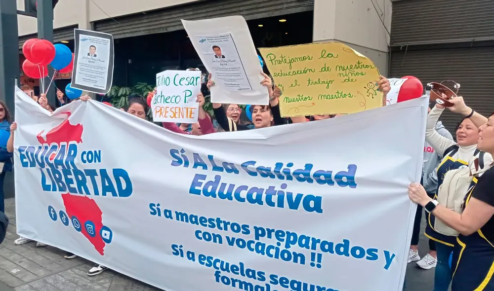 Plantón. Colegios privados piden al Congreso atender su pedido que consideran “urgente”. Foto: La República