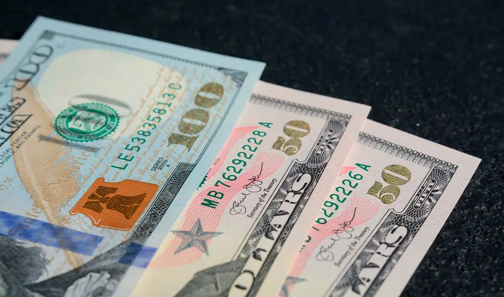 Florida aumentó el salario en septiembre de 2024, además, se planean aumentos graduales en los próximos dos años. Foto: Freepik