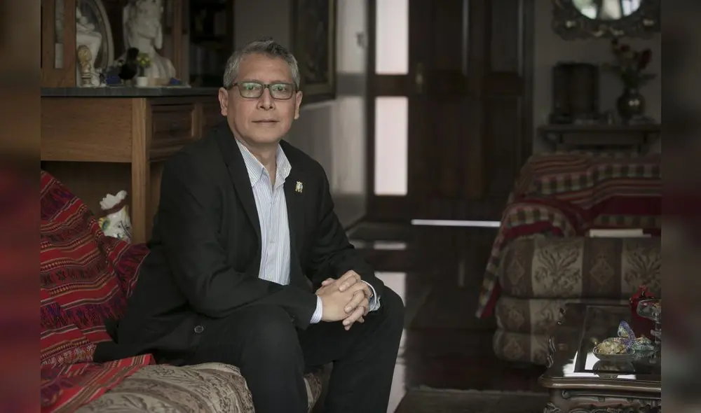 Marcel Velázquez, docente de la UNMSM.