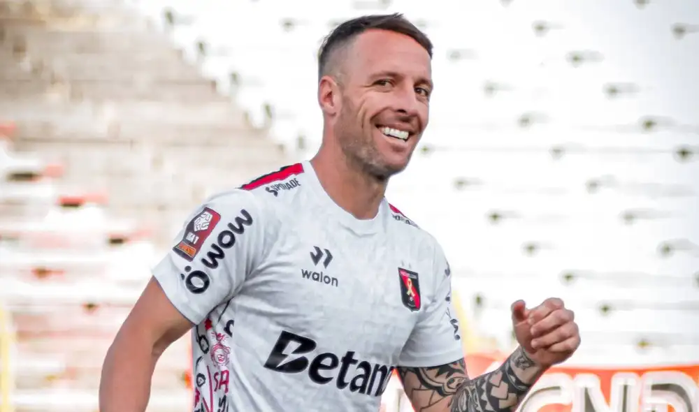 Lavandeira marcó el cuarto gol de Melgar. Foto: Melgar/X Lavandeira marcó el cuarto gol de Melgar. Foto: Melgar/X