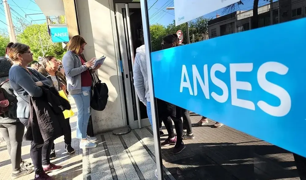 ANSES tiene a su cargo la administración de las prestaciones y los servicios nacionales de la Seguridad Social en la República Argentina. Foto: El Ámbito