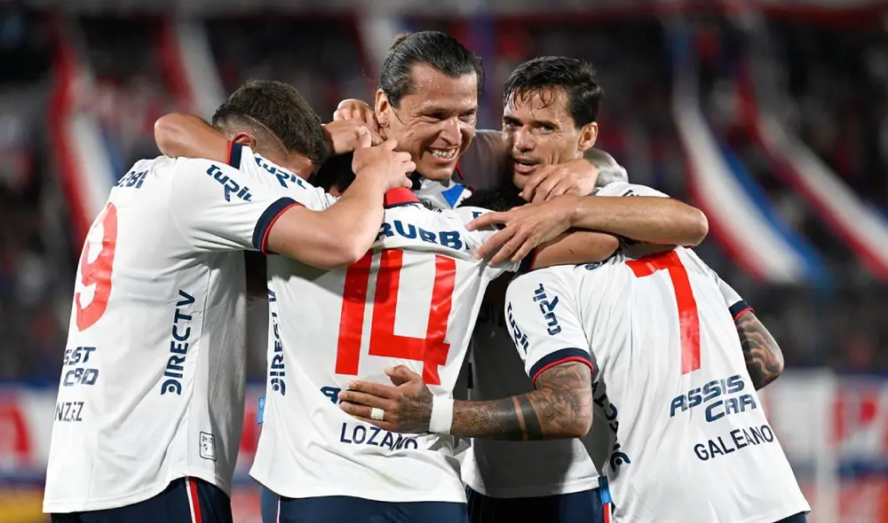 Nacional goleó 4-0 a Plaza Colonia con doblete de Federico Snatander. Foto: Nacional/X