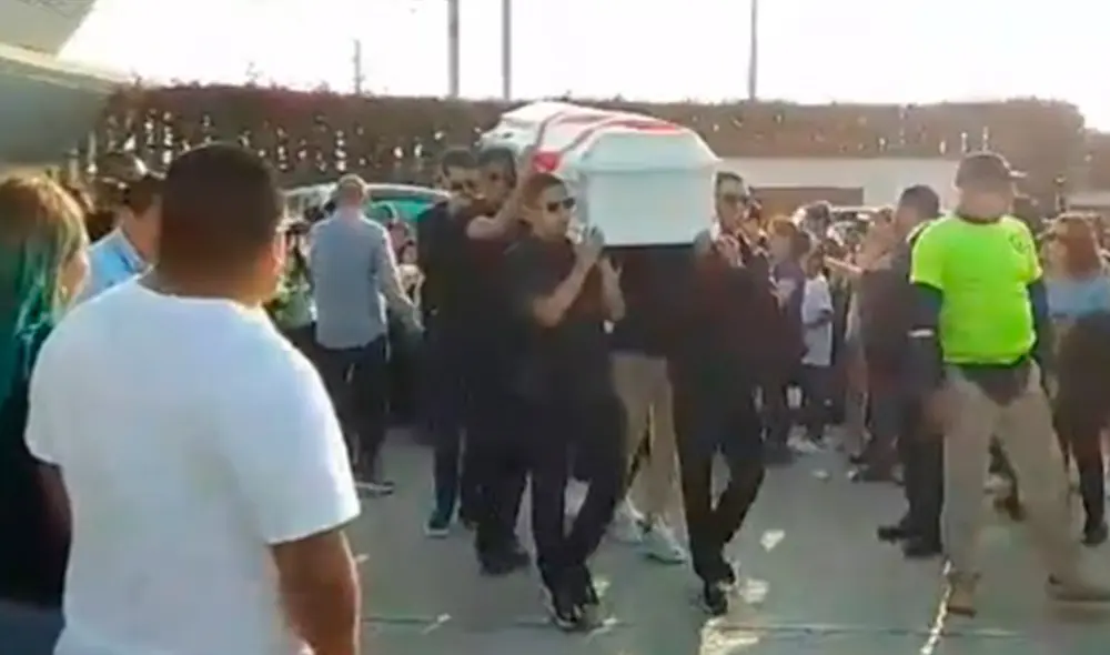 César 'Zapatito' Vega fue enterrado en el cementerio Parque del Recuerdo. Foto: captura de Jhean Vásquez