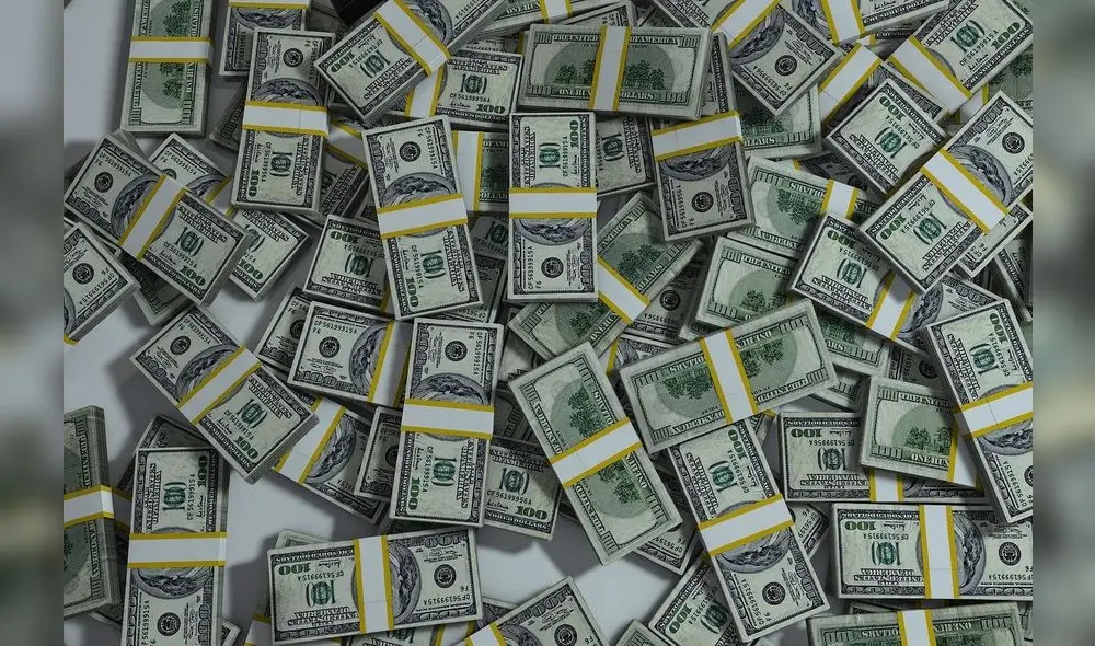 Un afortunado multiplicó su dinero en Estados Unidos: Foto: Composición LR/El Contraste Un afortunado multiplicó su dinero en Estados Unidos: Foto: Composición LR/El Contraste