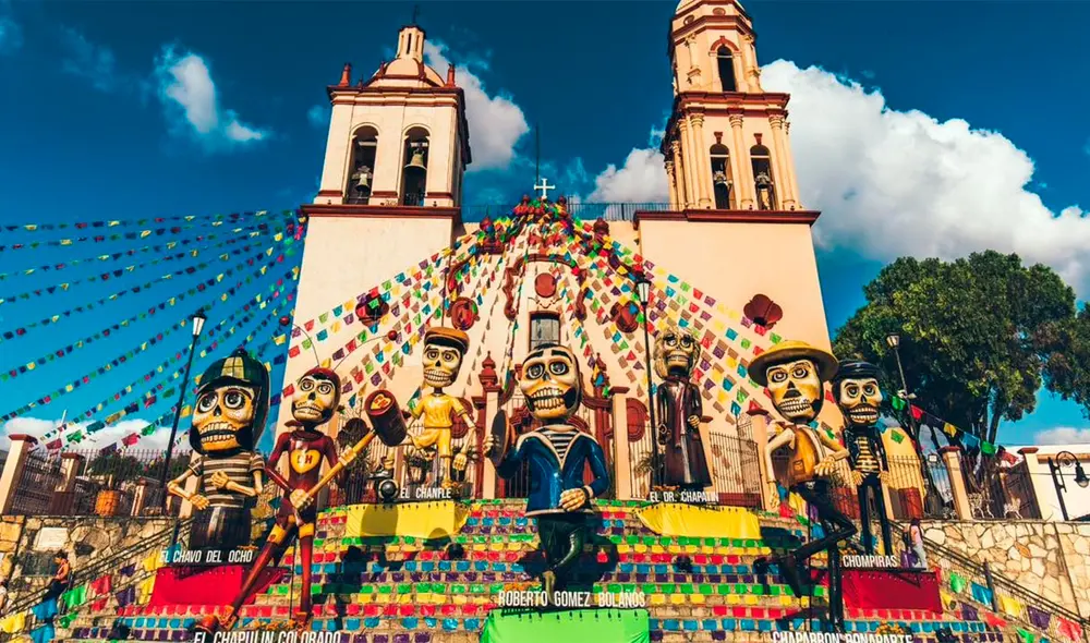 El Altares de los Nuestros de este año no solo incluye a personajes de Chespirito; también se han sumado otros homenajes. Foto: Reportaje Indigo