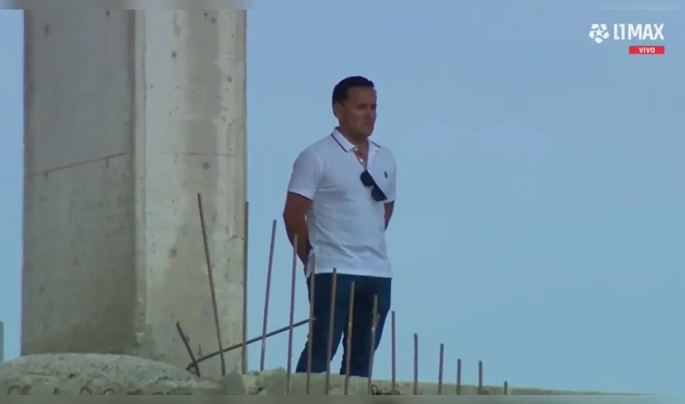 Richard Acuña se encuentra en el Estadio Municipal "Campeones del 36". Foto: captura de L1 MAX