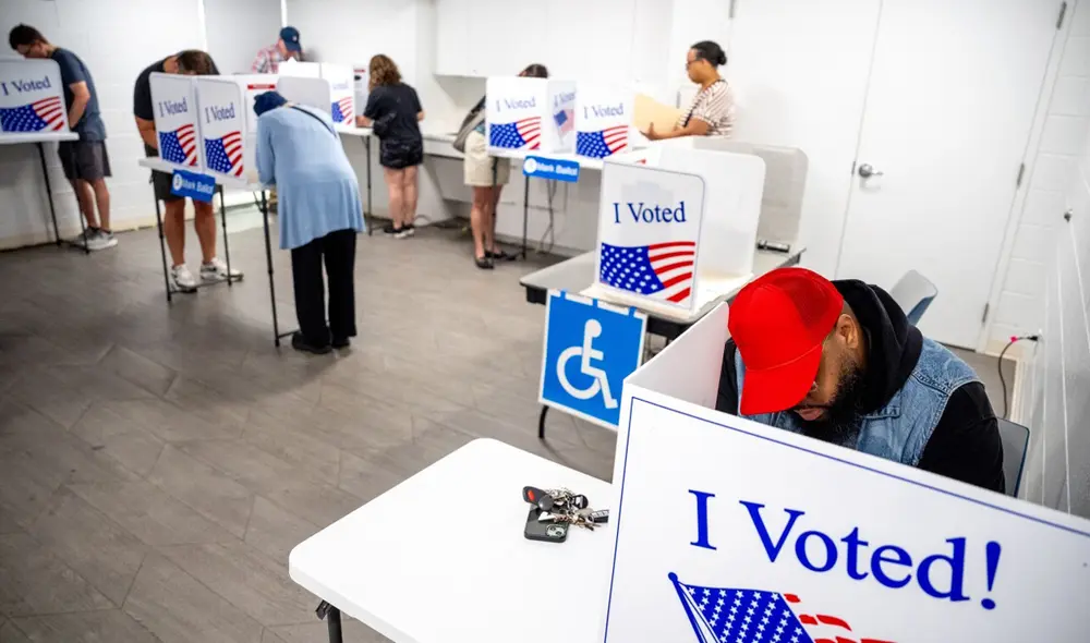El día de las elecciones en Estados Unidos es un evento crucial en el que millones de ciudadanos acuden a las urnas para elegir a sus representantes. Foto: AFP El día de las elecciones en Estados Unidos es un evento crucial en el que millones de ciudadanos acuden a las urnas para elegir a sus representantes. Foto: AFP