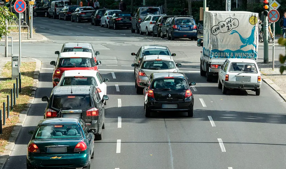 Chicago tiene un conjunto de normas de tránsito específicas que los conductores deben conocer y respetar para garantizar la seguridad vial. Foto: Pixabay Chicago tiene un conjunto de normas de tránsito específicas que los conductores deben conocer y respetar para garantizar la seguridad vial. Foto: Pixabay