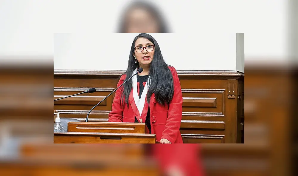 Ruth Luque alertó la cadena de impunidad que generará la norma aprobada en el Pleno. Foto: Congreso