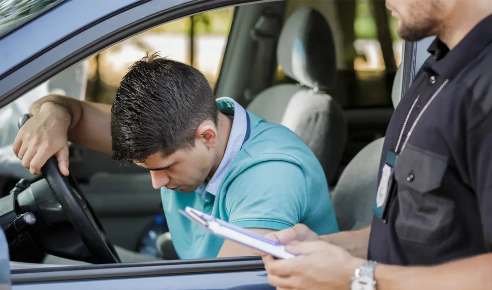 La posibilidad de obtener una licencia de conducir para indocumentados en Estados Unidos ha ampliado el acceso a la movilidad y a oportunidades laborales para esta población. Foto: Siempre autos