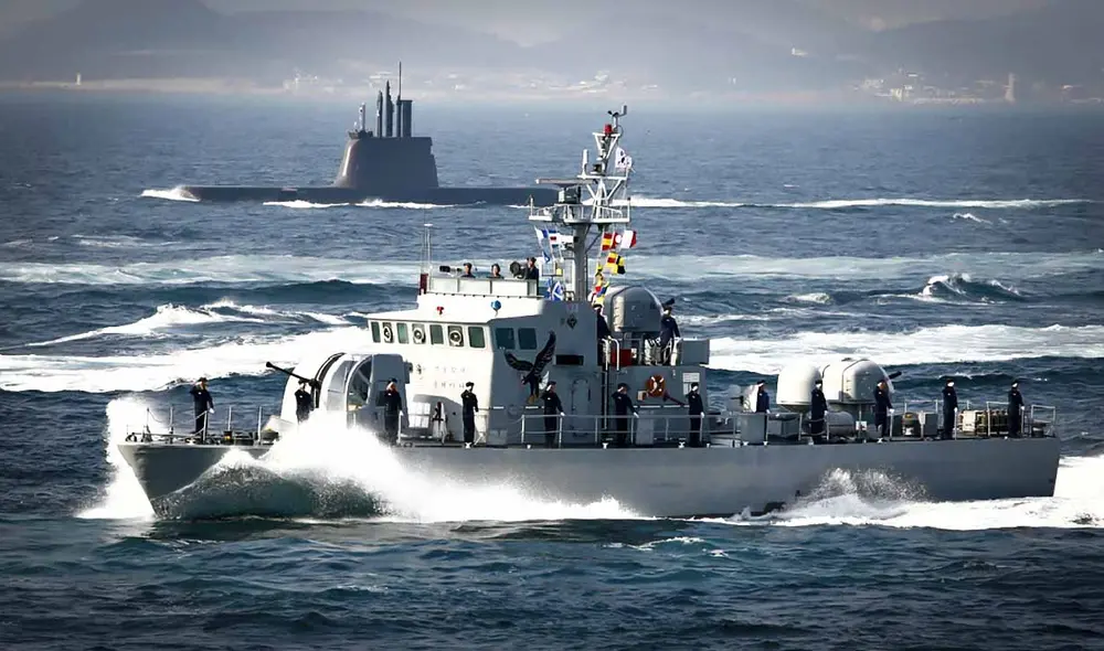 A pesar de su ubicación estratégica en el Atlántico Sur, este país de Sudamérica no prioriza una fuerza naval robusta, enfocándose en la seguridad interna y cooperación regional. Foto: Infodefensa A pesar de su ubicación estratégica en el Atlántico Sur, este país de Sudamérica no prioriza una fuerza naval robusta, enfocándose en la seguridad interna y cooperación regional. Foto: Infodefensa