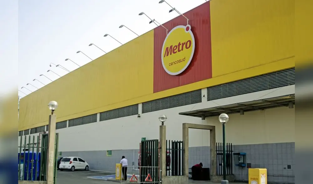 Rumores en TikTok aseguran que el nuevo mall de Cencosud acabará con Metro La Hacienda. Foto: Andina