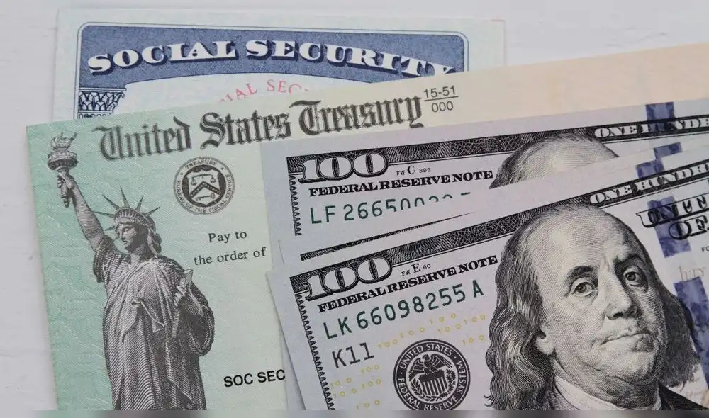 El Seguro Social es clave para miles de norteamericanos en los Estados Unidos. Foto: Composición LR/Diario Uno