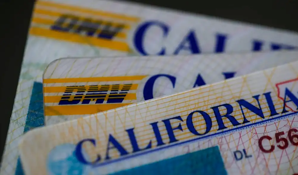 En California, miles de inmigrantes pueden acceder a la Real ID presentando pocos documentos. Foto: Telemundo 52 En California, miles de inmigrantes pueden acceder a la Real ID presentando pocos documentos. Foto: Telemundo 52