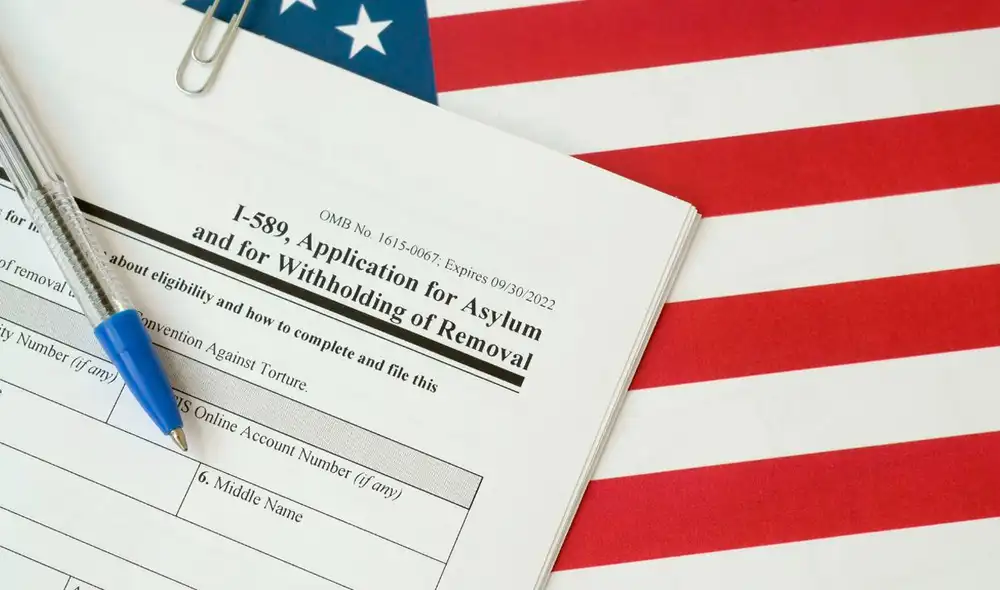 Cumplir con los plazos y requisitos del Servicio de Ciudadanía e Inmigración (Uscis) es crucial para evitar contratiempos en la solicitud de asilo en Estados Unidos. Foto: InfoCivitano Cumplir con los plazos y requisitos del Servicio de Ciudadanía e Inmigración (Uscis) es crucial para evitar contratiempos en la solicitud de asilo en Estados Unidos. Foto: InfoCivitano