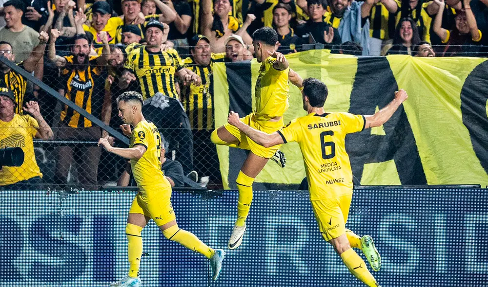 Peñarol sumó 29 puntos y subió a la segunda posición del torneo uruguayo. Foto: X/Peñarol