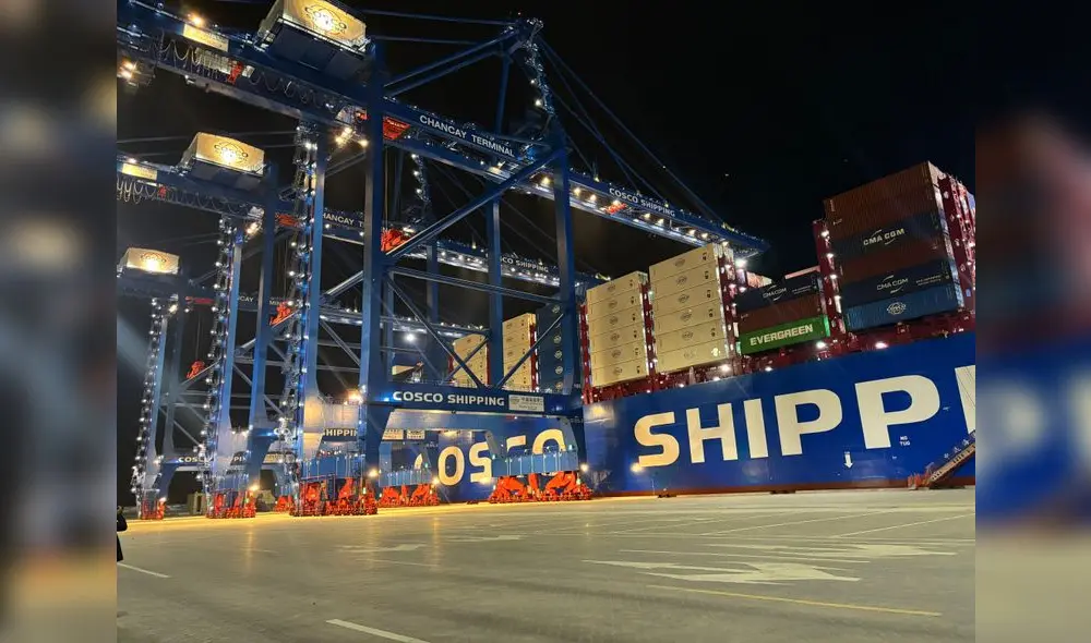 Y así fue la esperada inauguración de esta obra. Se convirtió  en realidad el megapuerto que  conectará América Latina y  Asia. En Chancay, la población  saludó el inicio de operaciones. Foto: difusión