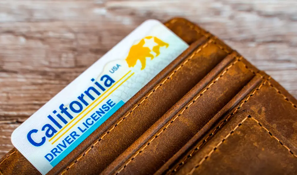 Los extranjeros que deseen tramitar la Real ID deben presentar una serie de documentos. Foto: Hispano Press Los extranjeros que deseen tramitar la Real ID deben presentar una serie de documentos. Foto: Hispano Press