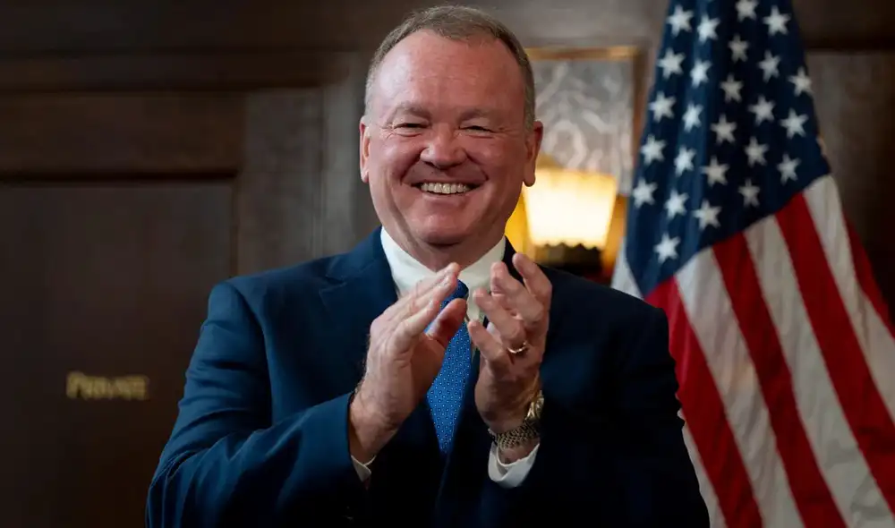 Jim McDonnell se comprometió a no colaborar con ICE tras asumir el liderazgo de la segunda fuerza policial más grande de Estados Unidos. Foto: La Opinión