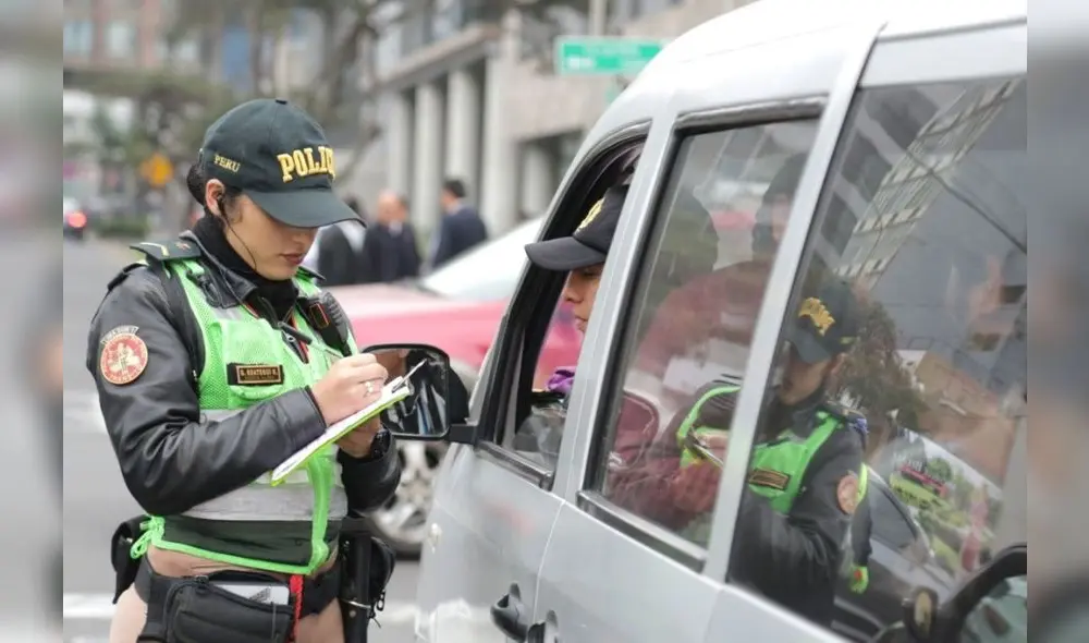 Los montos de las multas de tránsito pueden ascender hasta más de 5,000 soles, por lo que el SAT brinda opciones de fraccionamiento. Foto: MTC/Andina