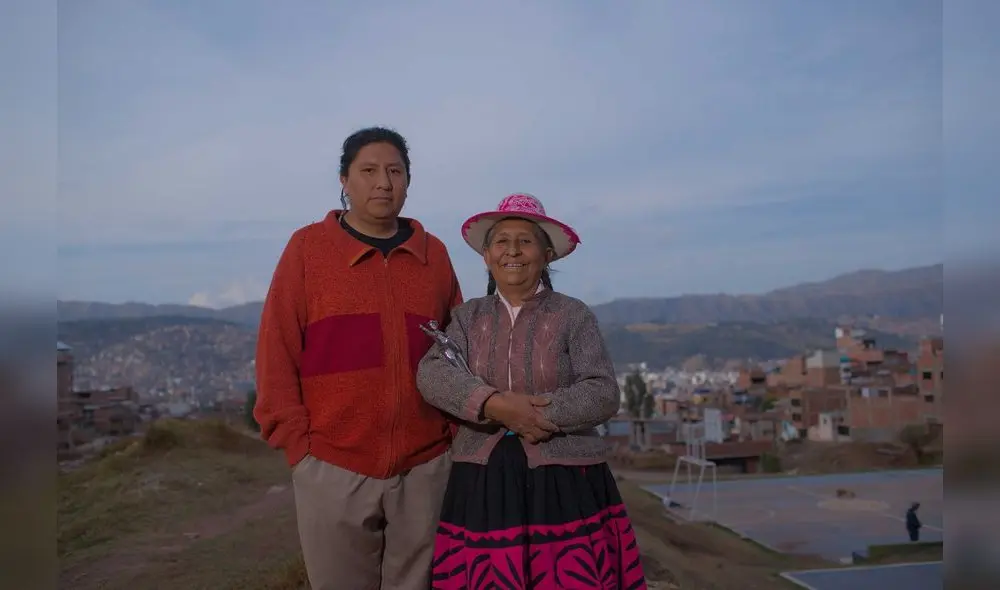 El director Marco Panatonic y Lupe Cuba.