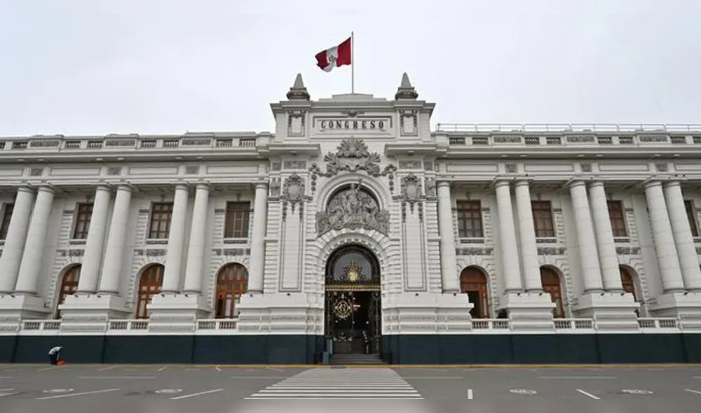 La reelección de alcaldes y gobernadores y la creación de la Escuela Nacional de la Magistratura serán los temas a debatir. Foto: Composición/LR.