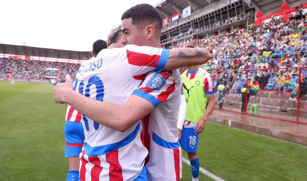 Miguel Almirón y Julio Enciso marcaron para el histórico empate de Paraguay sobre la hora contra Bolivia. Foto: Albirroja