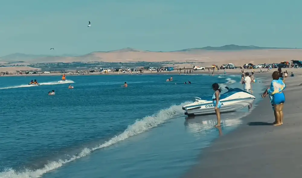 Sus aguas tranquilas reposan a los casi 140 kilómetros de la Panamericana Norte, en la provincia de Huacho. Foto: captura/ IDLC77 - YouTube